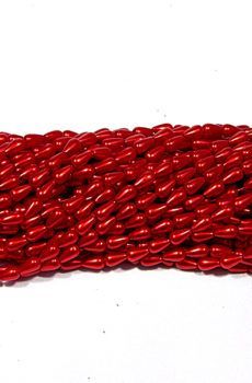 Piros díszítő elemek