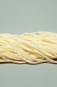 03-223 Krém tekla gyöngy 3mm