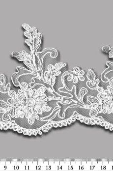 06-1110 Fehér gyöngyös szegő csipke 10cm