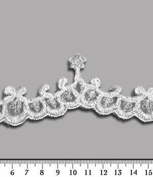 Fehér cakkos keskeny csipke szegő – gyöngy és flitter díszítéssel