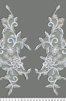 06-1136 Tüll alapú fehér páros csipke