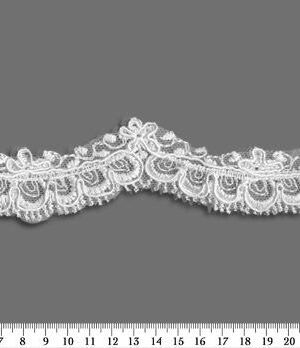 Törtfehér cakkos keskeny csipke szegő – finom zsinórozással