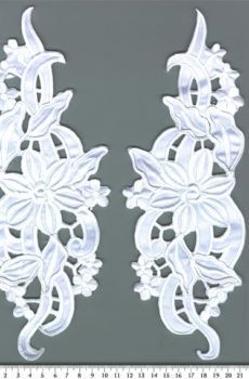 06-692 Düsesz alapú fehér páros csipke