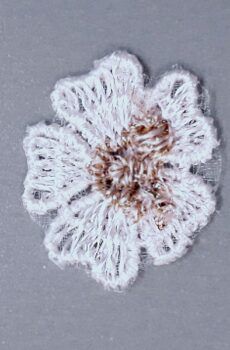 06-772  Virág - krém/arany