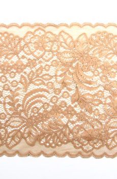 06-m-21 Test színű elasztikus szegő csipke 22cm