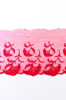 06-m-8 Meggypiros tüll alapú hímzett szegő csipke 18cm