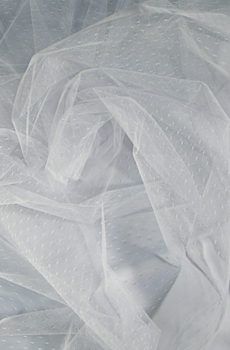 15-386 Fehér pöttyös tüll 150cm