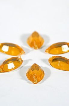 18-043 Zabszem narancs varrható akril kő 6mm x 12mm