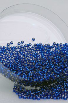 19-016 üveg gyöngy kék 2mm