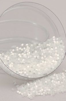 19-039 üveggyöngy selyem fehér 2mm