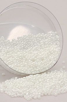 19-073 Fehér üveggyöngy