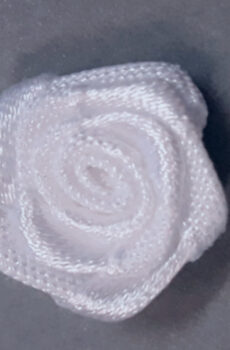 30-114 Fehér rozetta