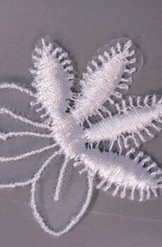 06-598 Virág - fehér (csipke 8136)