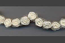 23-232 Fűzött gyöngy - Krém