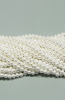 24-003 Fehér japán gyöngy 5mm
