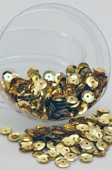 26-018 flitter arany 6mm 500 gr.