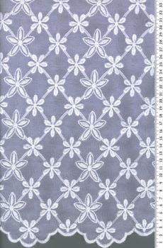 28-093 Fehér-lila muszlin-organza alapon hímzett csipke
