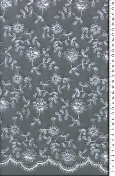 28-451 Krém Tüll alapon zsinórozott,gyöngyökkel