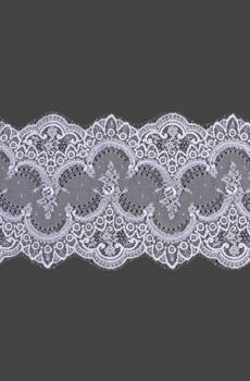 keleties hatású, 28 cm széles fehér rachel (francia) csipkeanyag