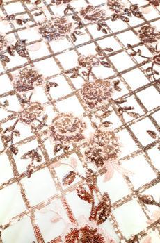 rosegold négyzetrácsos rózsás csipke anyag metál flitterrel