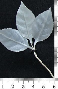 30-133 Levél - fehér