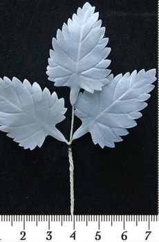 30-134 Fehér Művirág levél