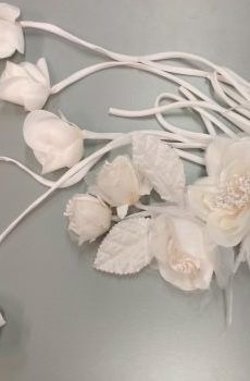 30-281 Krém Rózsás Ruhadísz