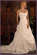 33-DN5840 Krém A vonalú menyasszonyi ruha