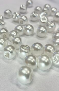 01-271 Fehér tekla gyöngygomb 10mm