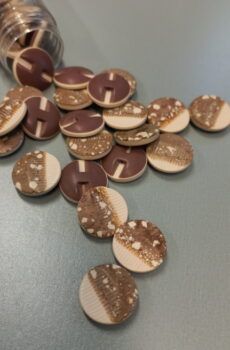 01-263 Műanyag gomb