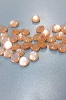 01-300 Halvány narancs gomb