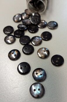 01-005 Műanyag gomb