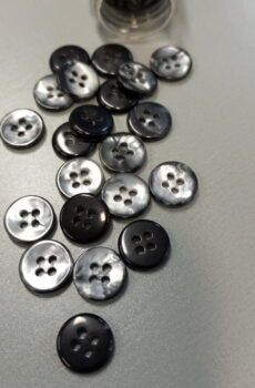 01-007 Műanyag gomb