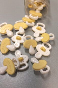 01-162 Sárga cumi gomb