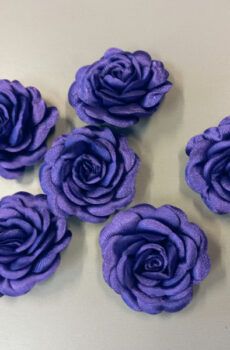 30-32 Sötétlila szatén pufi rózsa 5cm