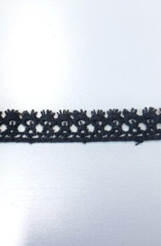 31-080-44 Fekete színű díszítő csipke szalag 2cm széles