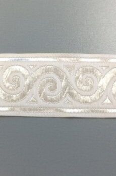 31-080-7 Törtfehér szalag 3,2 cm széles