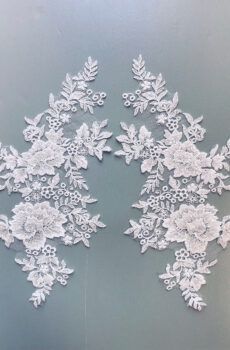 06-1299 Fehér páros csipke 29,5cm x 14,5cm