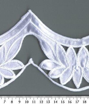 06-613 Fehér düsessz csipke szegő 8cm